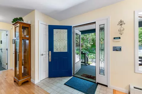 Entry Way - 8 Sandy Brae Brae, Grantham, NH 03753 photo 3 of 3