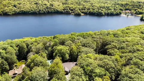 8 Sandy Brae Brae, Grantham, NH 03753