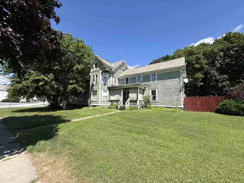 58 Crescent St, Rutland, VT 05701