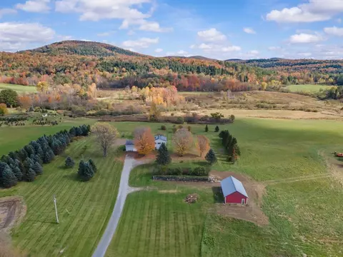 733 Buck Hollow Rd, Fairfax, VT 05454