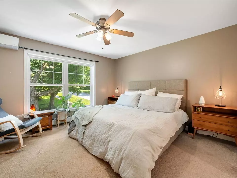 Bedroom - 91 Messenger St, Saint Albans, VT 05478 photo 1 of 5
