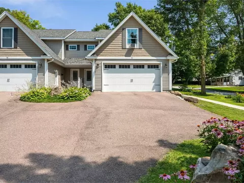 Exterior - 91 Messenger St, Saint Albans, VT 05478 photo 1 of 10
