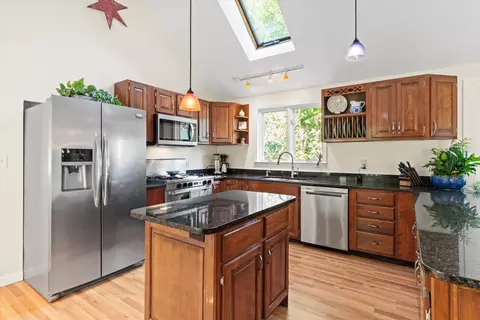 Kitchen - 9 Baldwin Ln, Bedford, NH 03110 photo 1 of 4