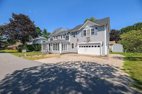 12 Davis Park, Plaistow, NH 03865