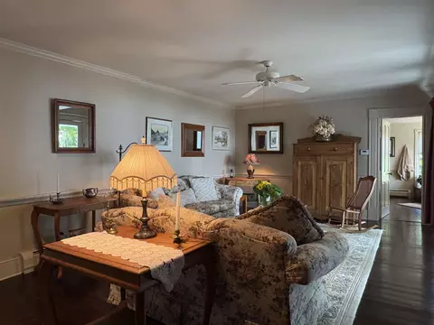 Living - 283 N End Rd E, North Hero, VT 05474 photo 1 of 6