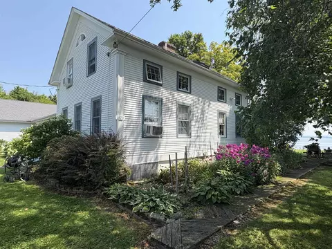 Exterior - 283 N End Rd E, North Hero, VT 05474 photo 11 of 25