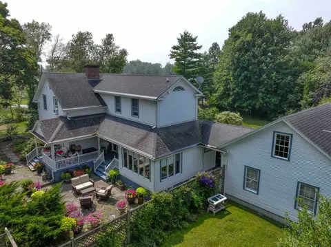 Exterior - 283 N End Rd E, North Hero, VT 05474 photo 5 of 25