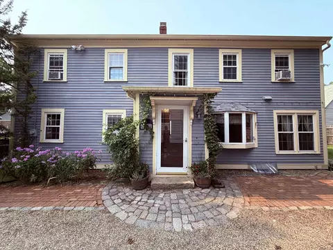 29 Durrell St, Dover, NH 03820