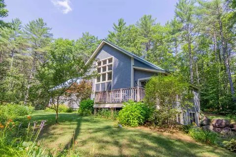 898 Bunker Hill Rd, Tamworth, NH 03886