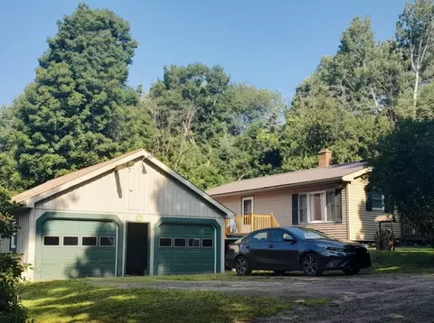 624 Breezy Hill Rd, Barton, VT 05822