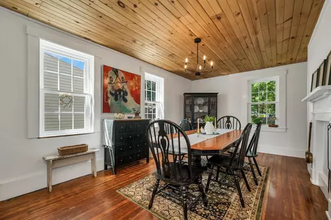 Dining - 288 N River Rd, Epping, NH 03042 photo 1 of 3