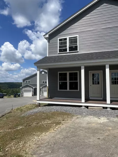 Exterior - 4 Cypress Ln #10, Windham, NH 03087 photo 2 of 7