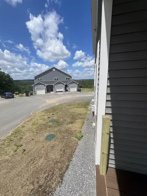 Exterior - 4 Cypress Ln #10, Windham, NH 03087 photo 4 of 7