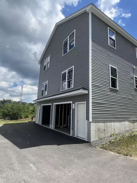 Exterior - 4 Cypress Ln #10, Windham, NH 03087 photo 5 of 7
