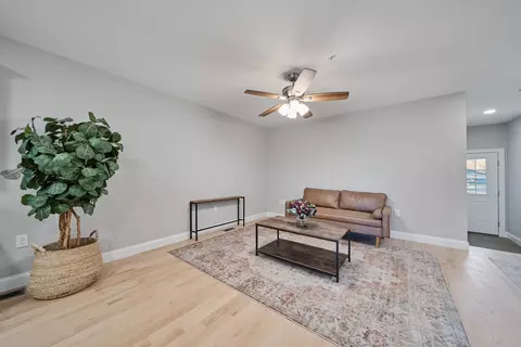 Living - 4 Cypress Ln #10, Windham, NH 03087 photo 1 of 1