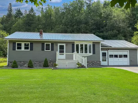 108 Corliss Ln, Colebrook, NH 03576