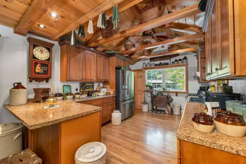 883 Center St, Wolfeboro, NH 03894 photo 23