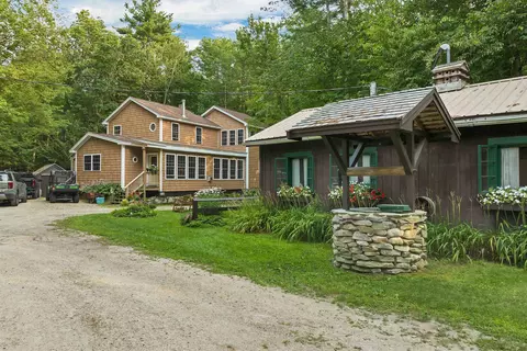 883 Center St, Wolfeboro, NH 03894 photo 7