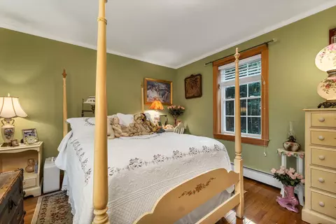 883 Center St, Wolfeboro, NH 03894 photo 34