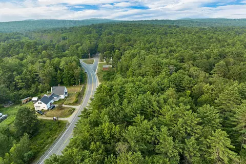 883 Center St, Wolfeboro, NH 03894 photo 19