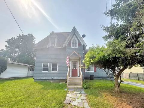 9 Seabury St, Rutland, VT 05701