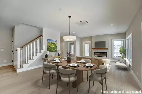 Dining - 30 Kasnet Dr, Rye, NH 03870 photo 1 of 1