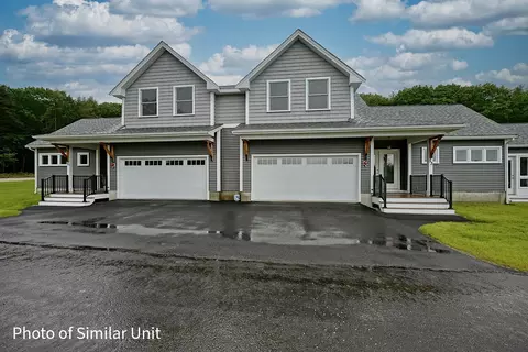 30 Kasnet Dr, Rye, NH 03870