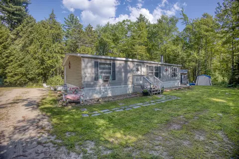 19 Beech River Cir, Ossipee, NH 03814