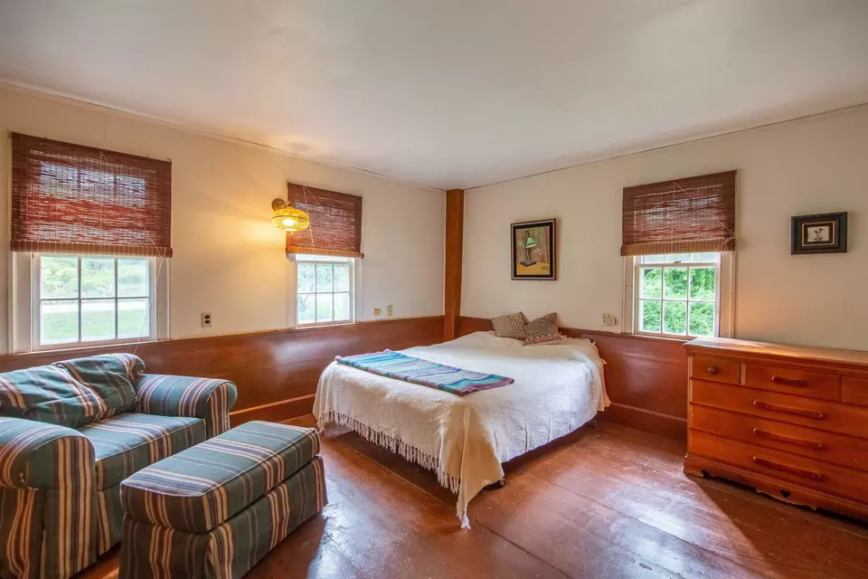 Bedroom - 515 Hollow Hill Rd, Tamworth, NH 03886 photo 1 of 9
