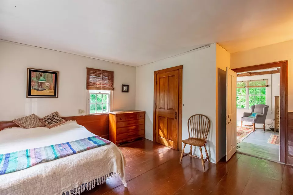 Bedroom - 515 Hollow Hill Rd, Tamworth, NH 03886 photo 3 of 9