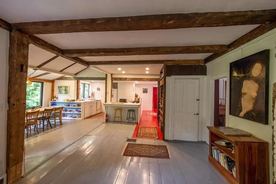 Entry Way - 515 Hollow Hill Rd, Tamworth, NH 03886 photo 3 of 7