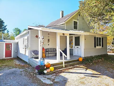 204 Shaw Rd, Fletcher, VT 05444