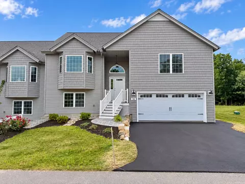 3 Connor Ct # B, Epping, NH 03042