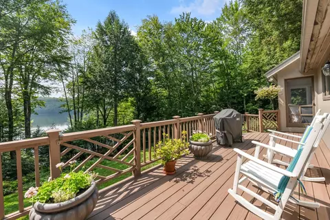 12 Cherry Ln, Grantham, NH 03753