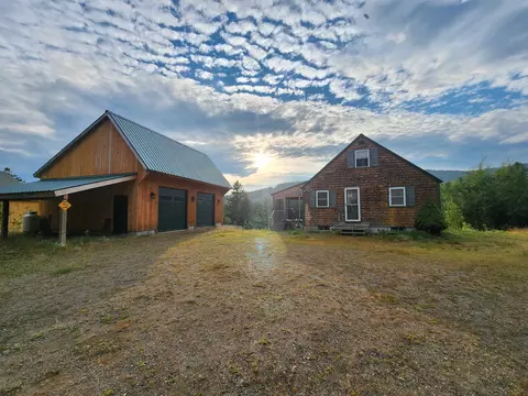 67 Stump Rd, Errol, NH 03579