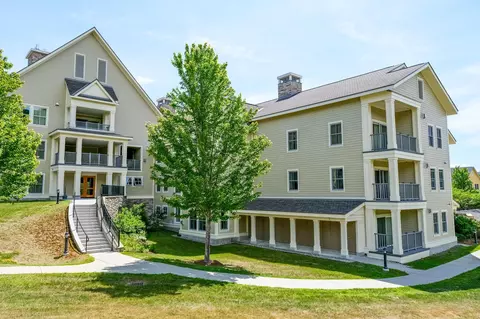 510512 Qiii Jackson Gore Adams House #510/512 QIII, Ludlow, VT 05149