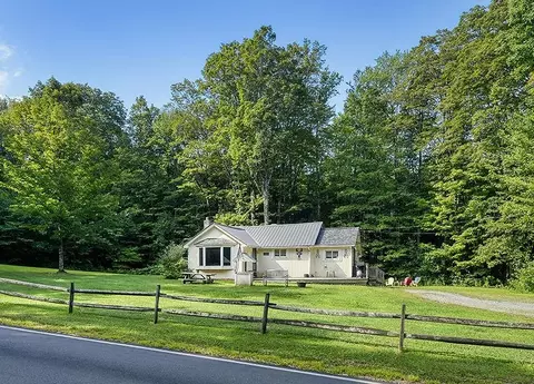 Exterior - 552 Valley Rd, Walpole, NH 03608 photo 4 of 9