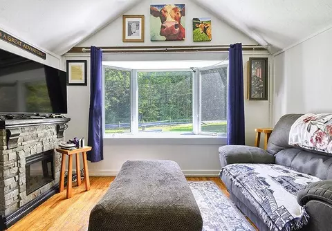 Living - 552 Valley Rd, Walpole, NH 03608 photo 5 of 5