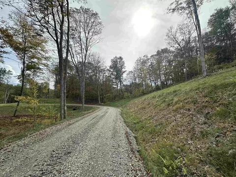 932 Middle Rd, Dummerston, VT 05301 photo 35