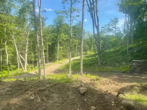 932 Middle Rd, Dummerston, VT 05301 photo 9