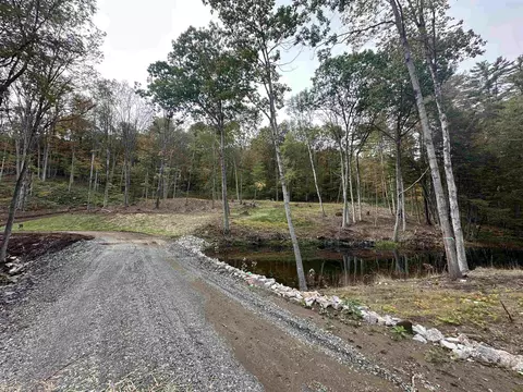 932 Middle Rd, Dummerston, VT 05301 photo 37