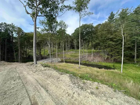 932 Middle Rd, Dummerston, VT 05301 photo 8