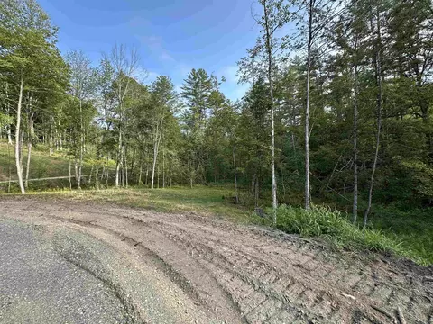 932 Middle Rd, Dummerston, VT 05301 photo 23