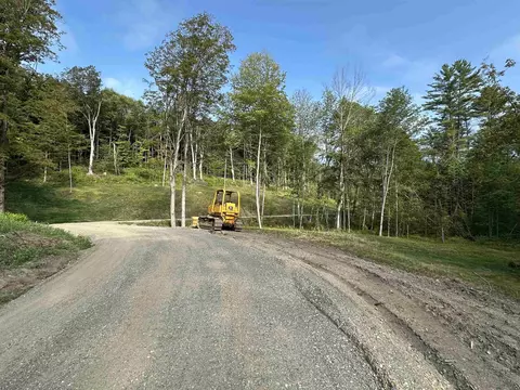 932 Middle Rd, Dummerston, VT 05301 photo 22