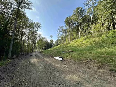 932 Middle Rd, Dummerston, VT 05301 photo 17