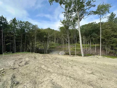 932 Middle Rd, Dummerston, VT 05301 photo 9
