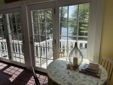 Dining - 37 Old Ledge Rd, Holderness, NH 03245 photo 2 of 2
