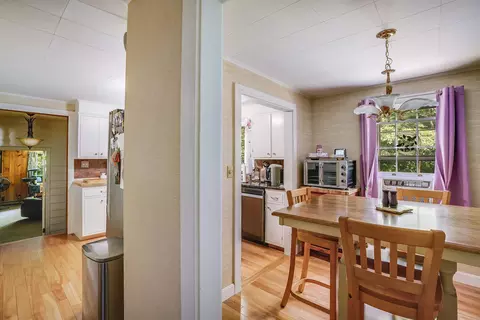 Entry Way - 45 Old Granite Rd, Ossipee, NH 03864 photo 3 of 3