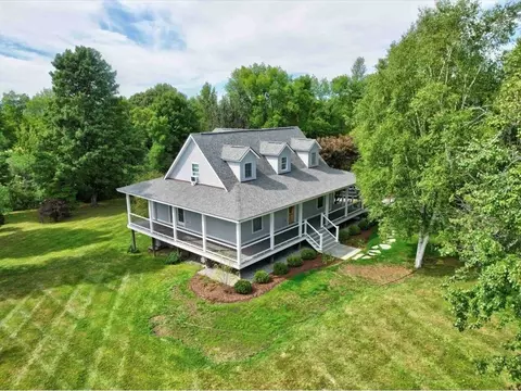 640 Round Barn Rd, Ferrisburgh, VT 05456