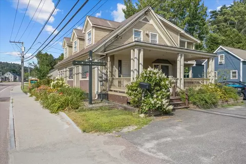707 S Main St, Stowe, VT 05672